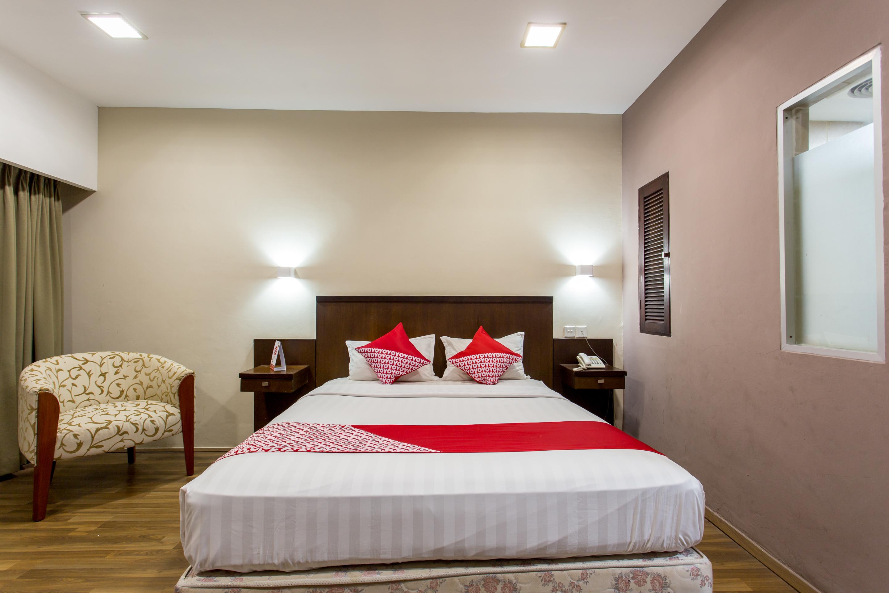 Capital O 769 Hotel 3*