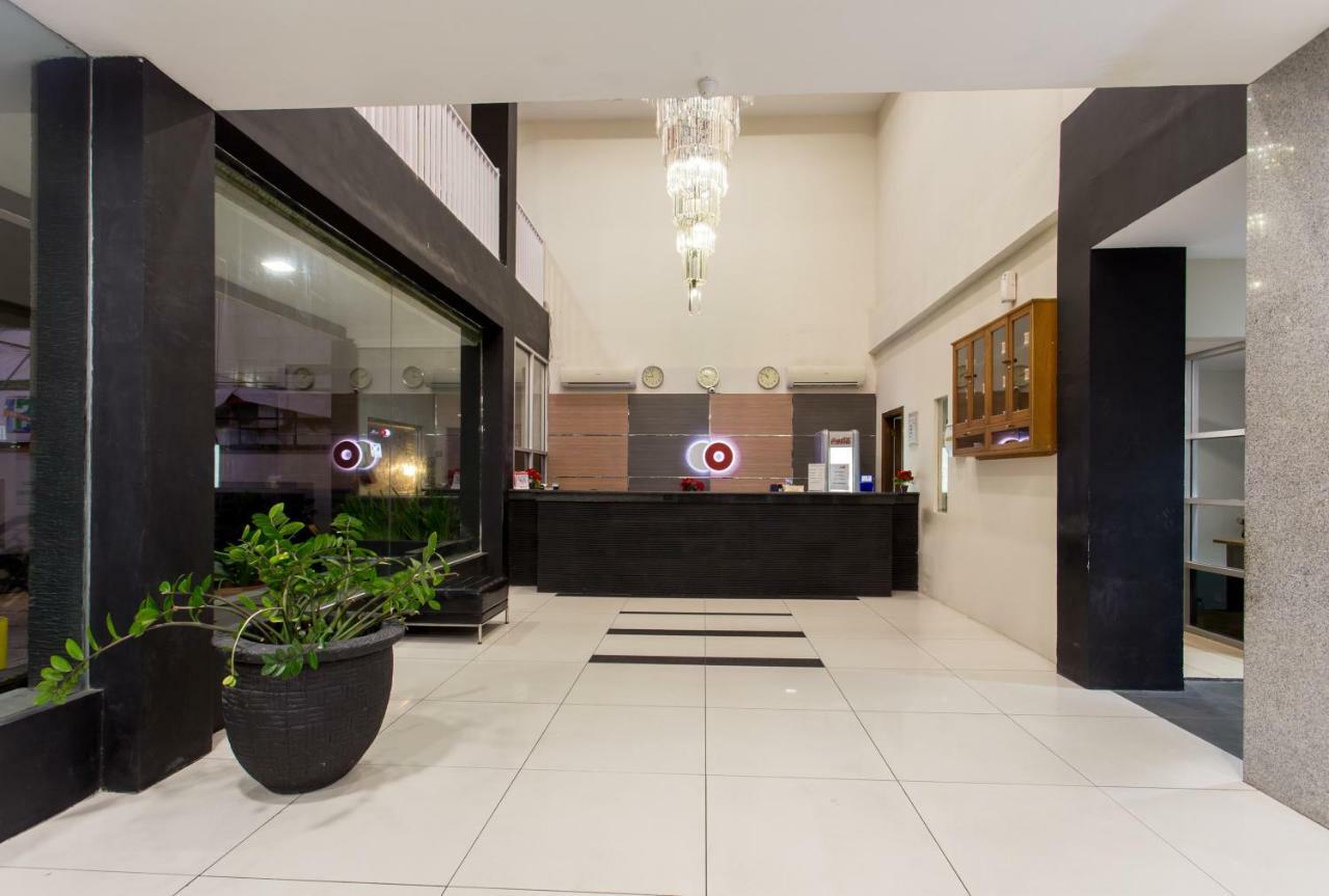 Capital O 769 Hotel